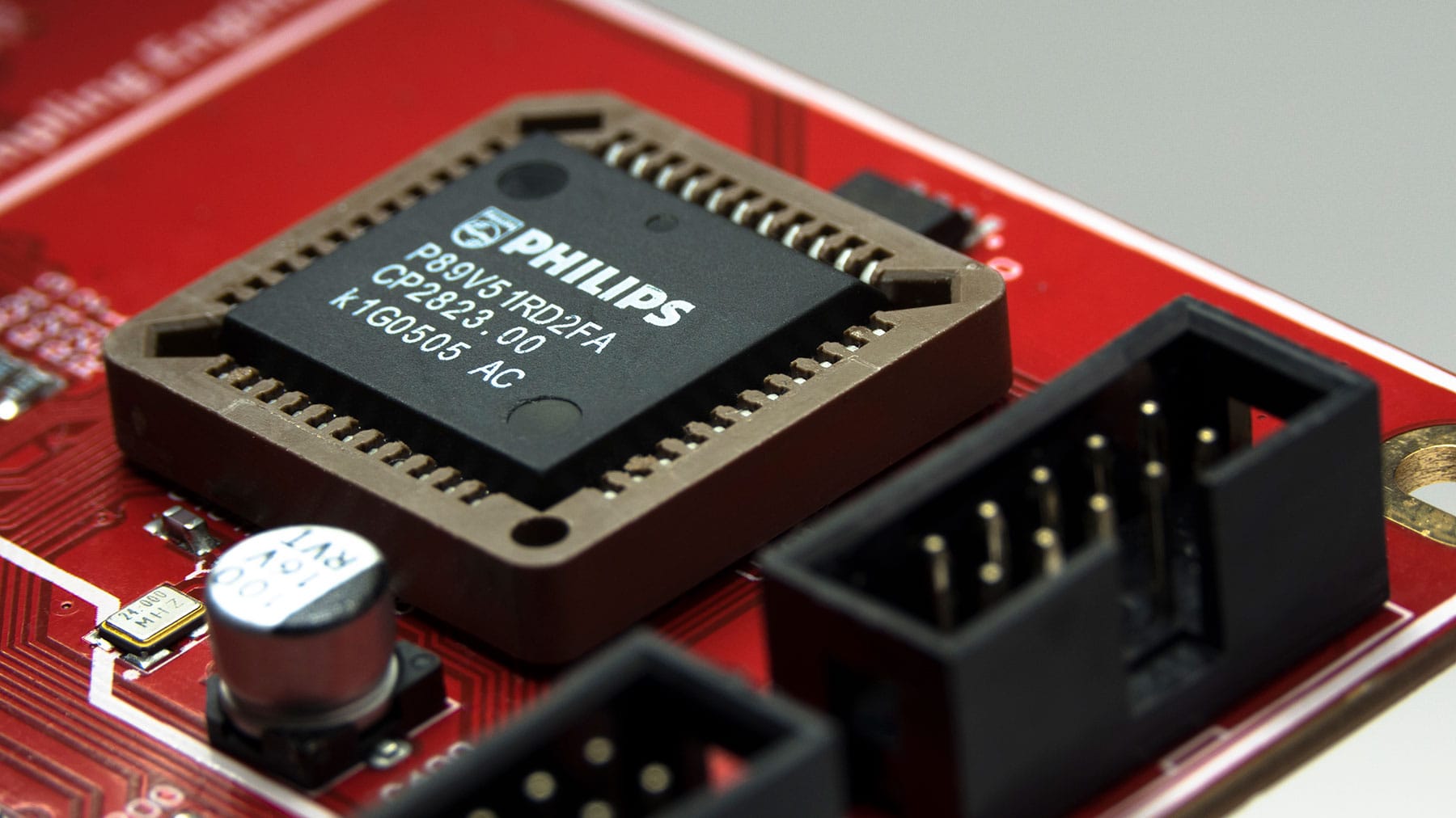 Two DAC engines.
Advanced timing.
Valve output.